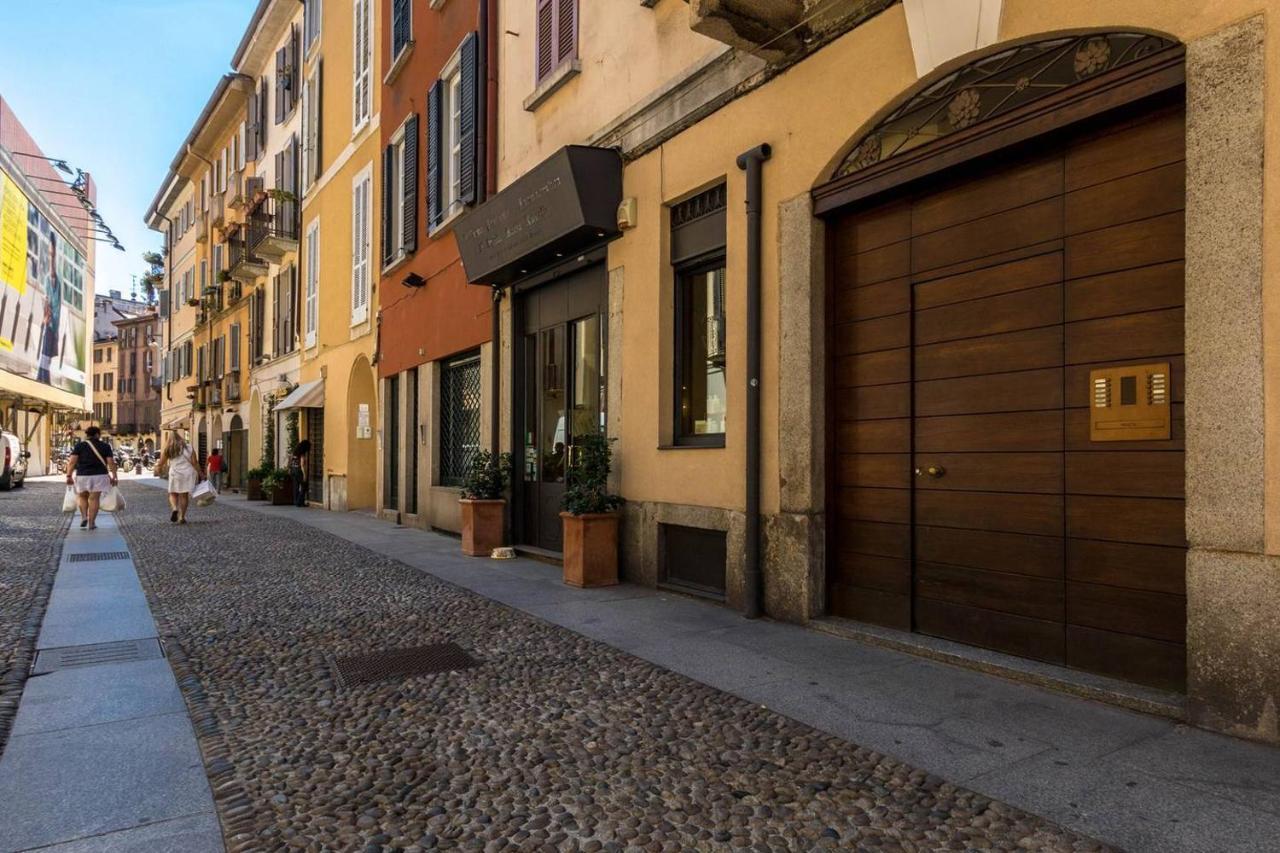 Joivy Charming Apt With Terrace In The Very Heart Of Milán Exterior foto